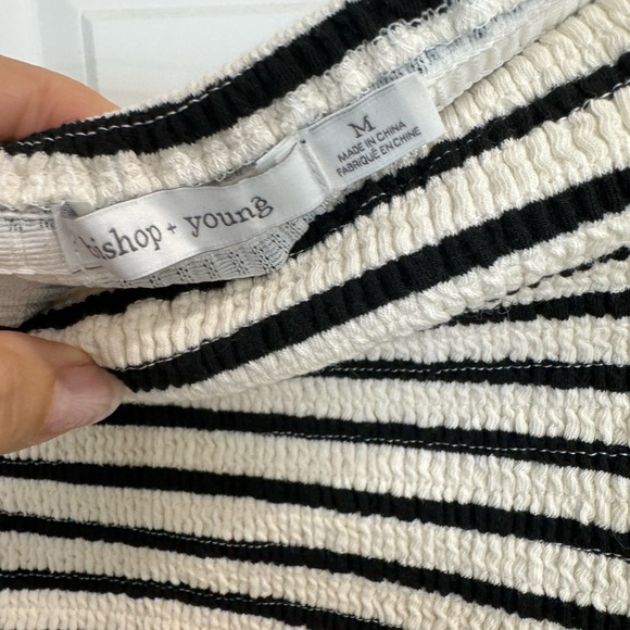 Bishop and Young stretch top medium - Picture 5 of 6